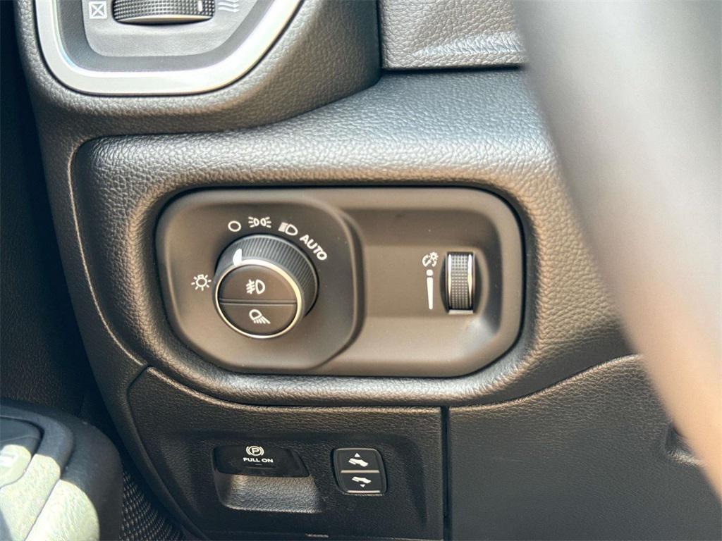 new 2025 Ram 1500 car, priced at $53,597