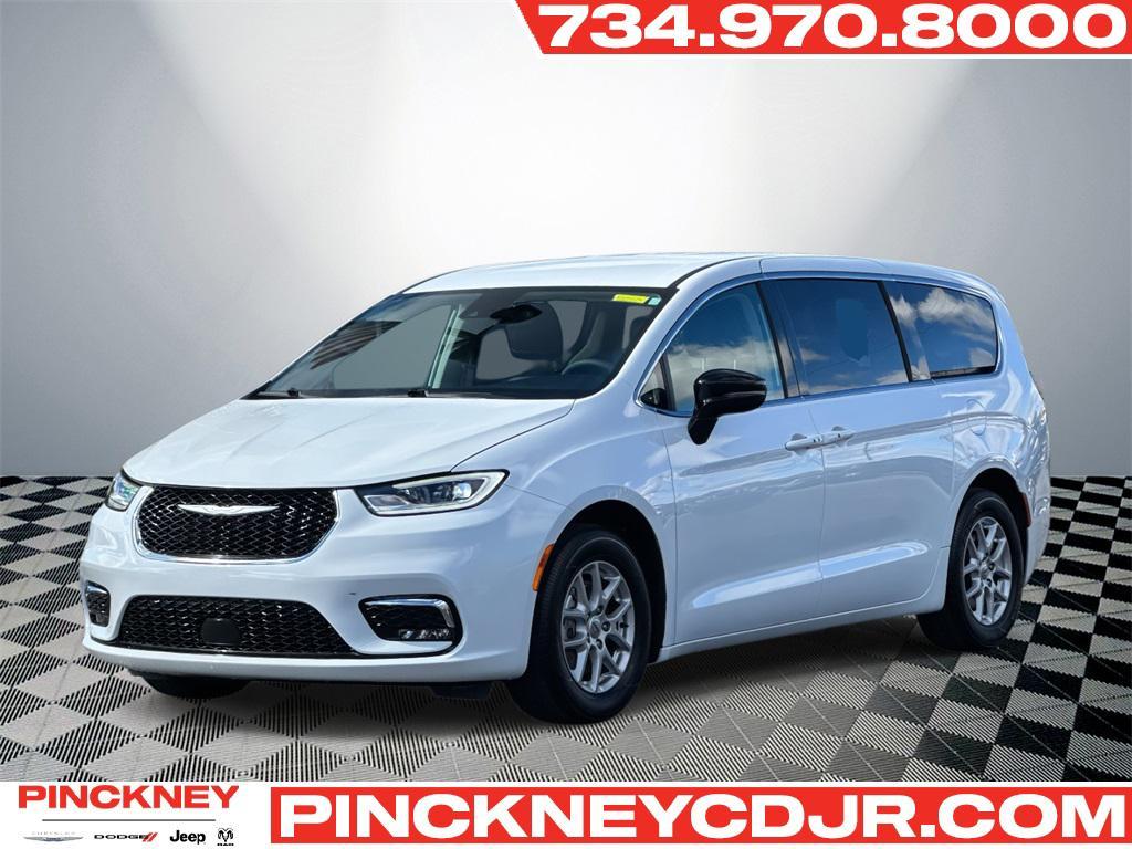 used 2024 Chrysler Pacifica car, priced at $33,000