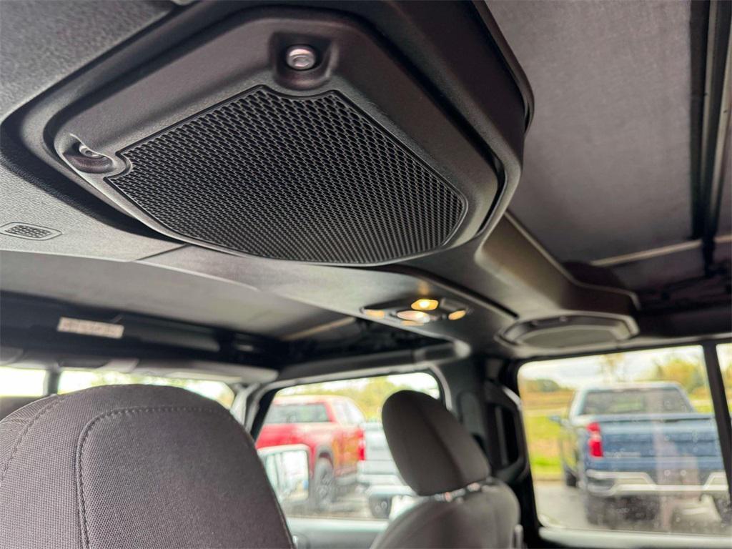 used 2019 Jeep Wrangler Unlimited car, priced at $31,000