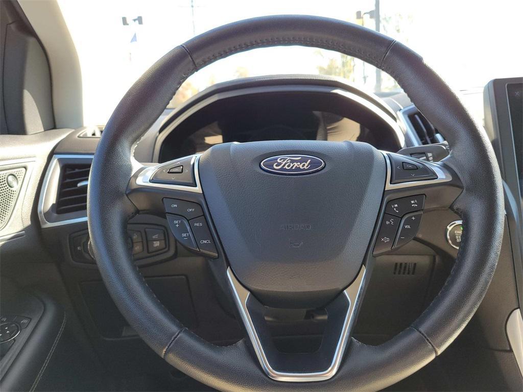 used 2024 Ford Edge car, priced at $29,800