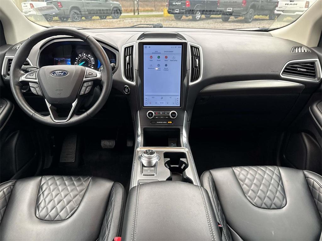 used 2024 Ford Edge car, priced at $25,800