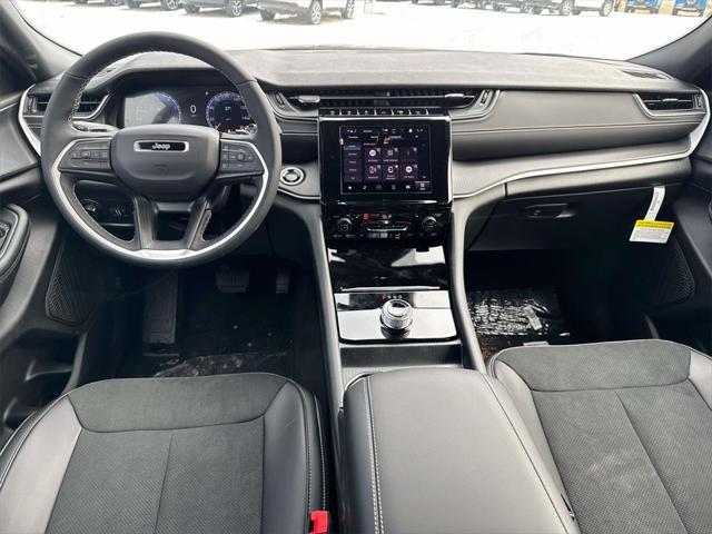 new 2025 Jeep Grand Cherokee L car, priced at $46,154