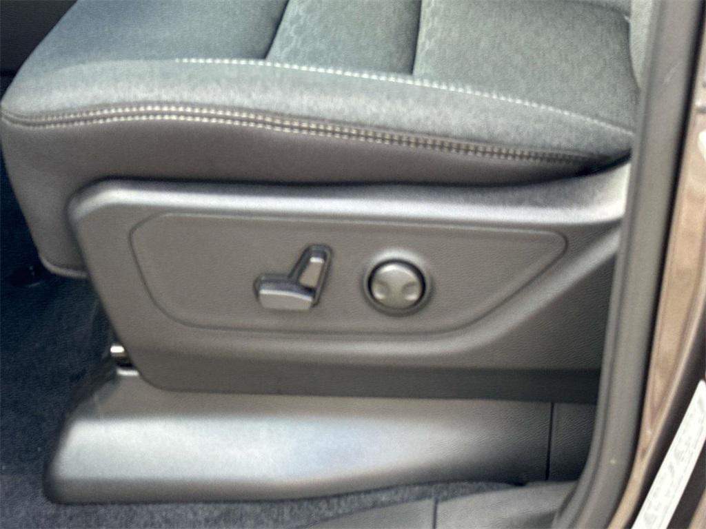 new 2025 Ram 1500 car, priced at $52,680