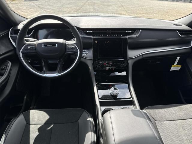 new 2025 Jeep Grand Cherokee L car, priced at $45,280