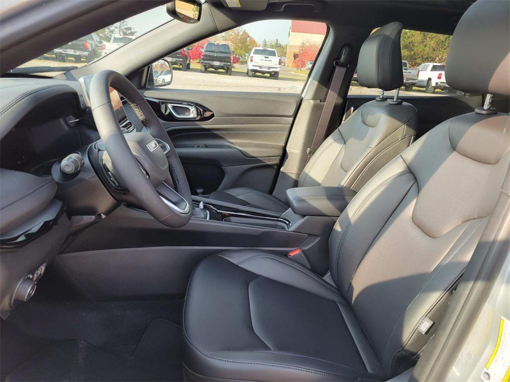 new 2025 Jeep Compass car, priced at $35,223