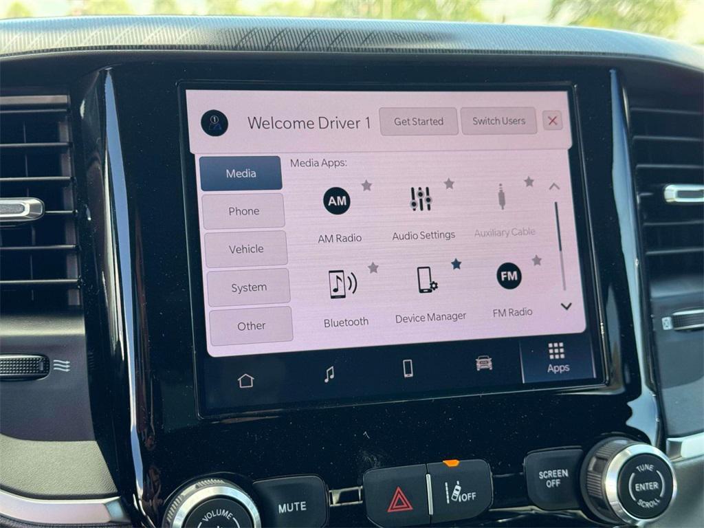 new 2025 Ram 1500 car, priced at $53,247