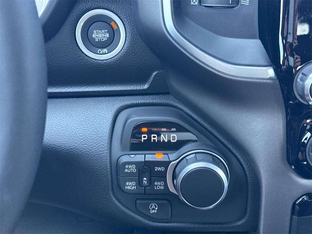new 2025 Ram 1500 car, priced at $53,562