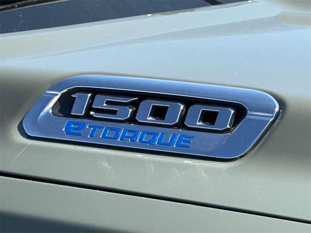 new 2025 Ram 1500 car, priced at $53,562
