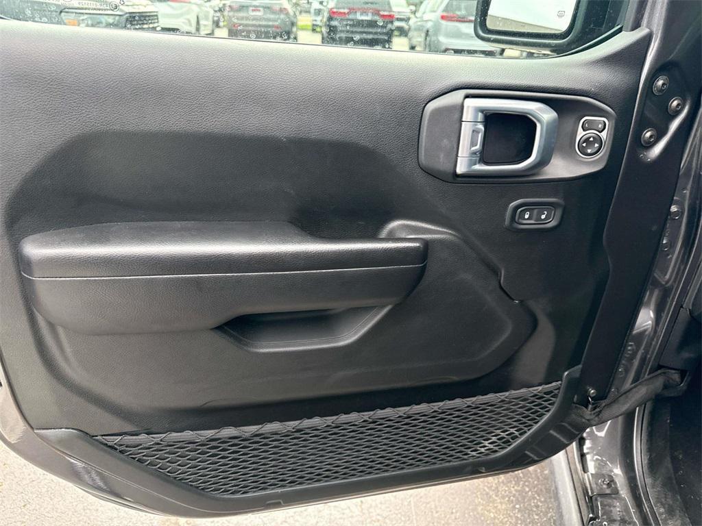 used 2021 Jeep Gladiator car, priced at $29,200
