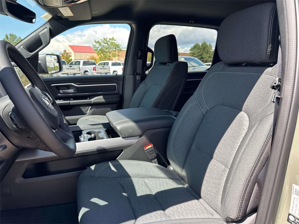new 2025 Ram 1500 car, priced at $52,737
