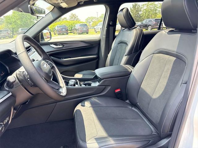 new 2025 Jeep Grand Cherokee L car, priced at $46,350