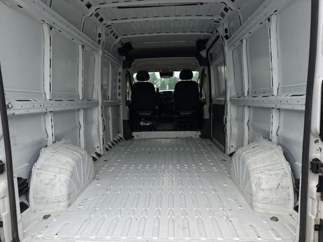 used 2022 Ram ProMaster 2500 car, priced at $28,000