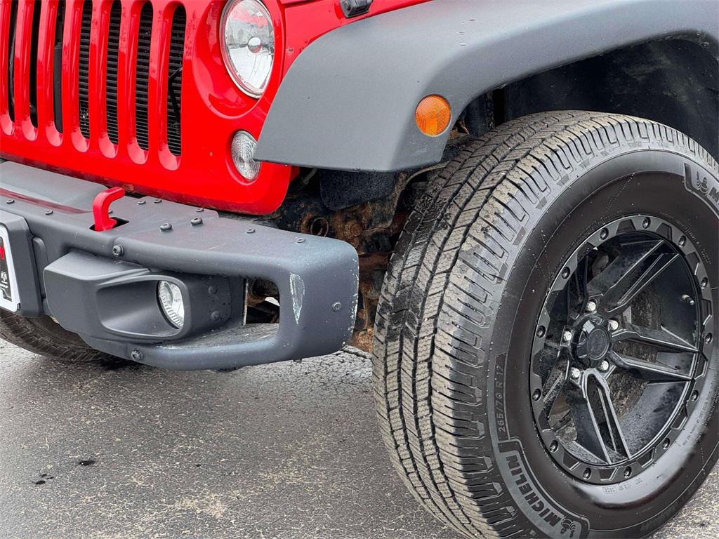 used 2015 Jeep Wrangler Unlimited car, priced at $15,500