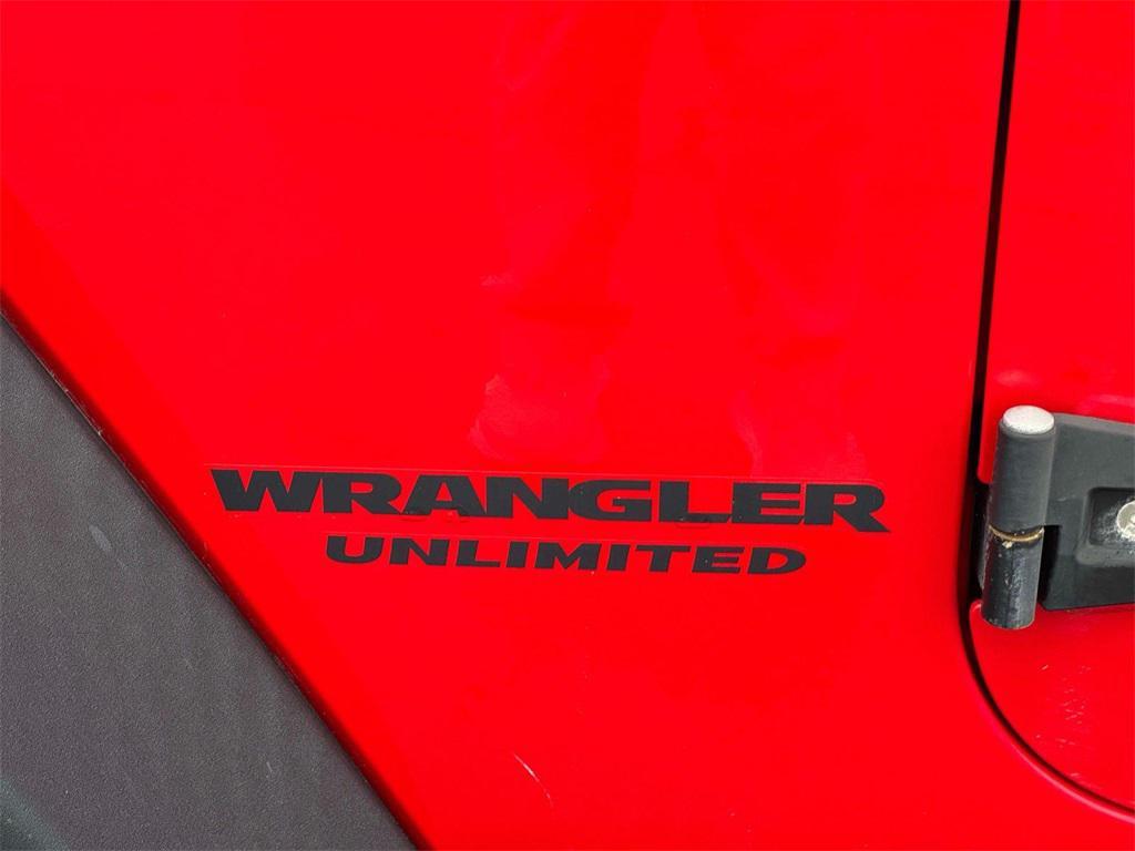 used 2015 Jeep Wrangler Unlimited car, priced at $15,500