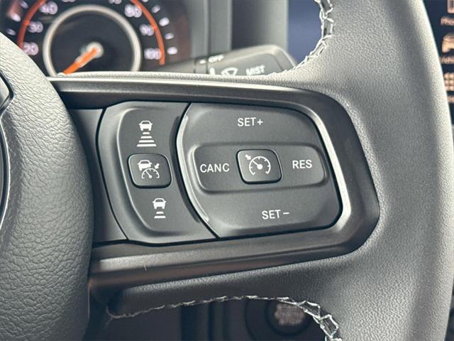 new 2025 Jeep Gladiator car, priced at $42,758