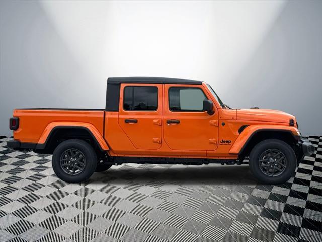 new 2025 Jeep Gladiator car, priced at $42,758