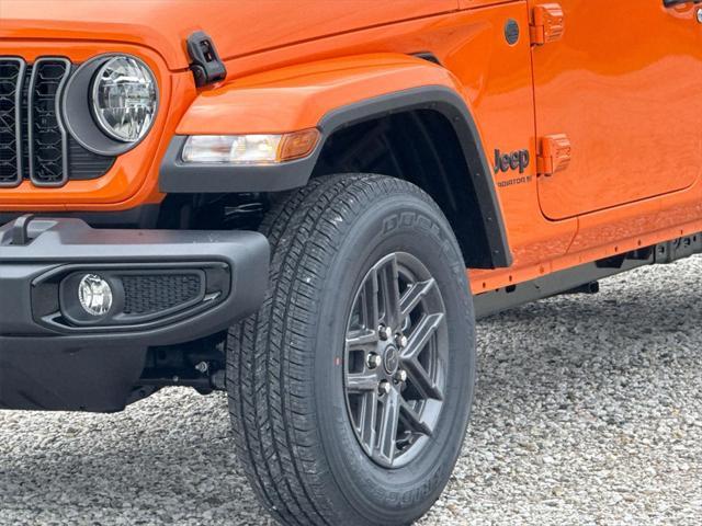 new 2025 Jeep Gladiator car, priced at $42,758