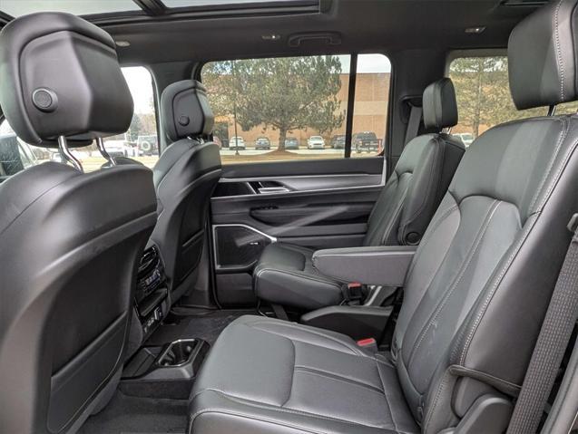 new 2025 Jeep Wagoneer L car, priced at $74,121