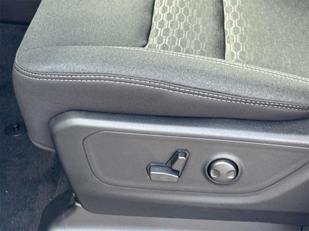 new 2025 Ram 1500 car, priced at $53,597