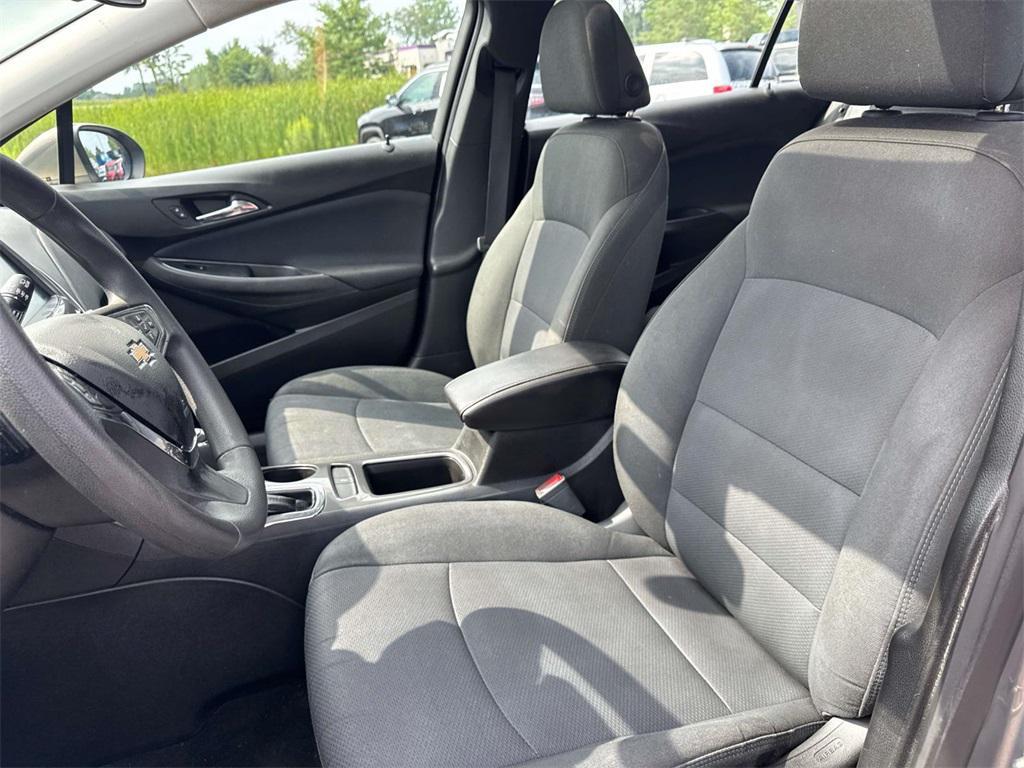 used 2018 Chevrolet Cruze car, priced at $11,000