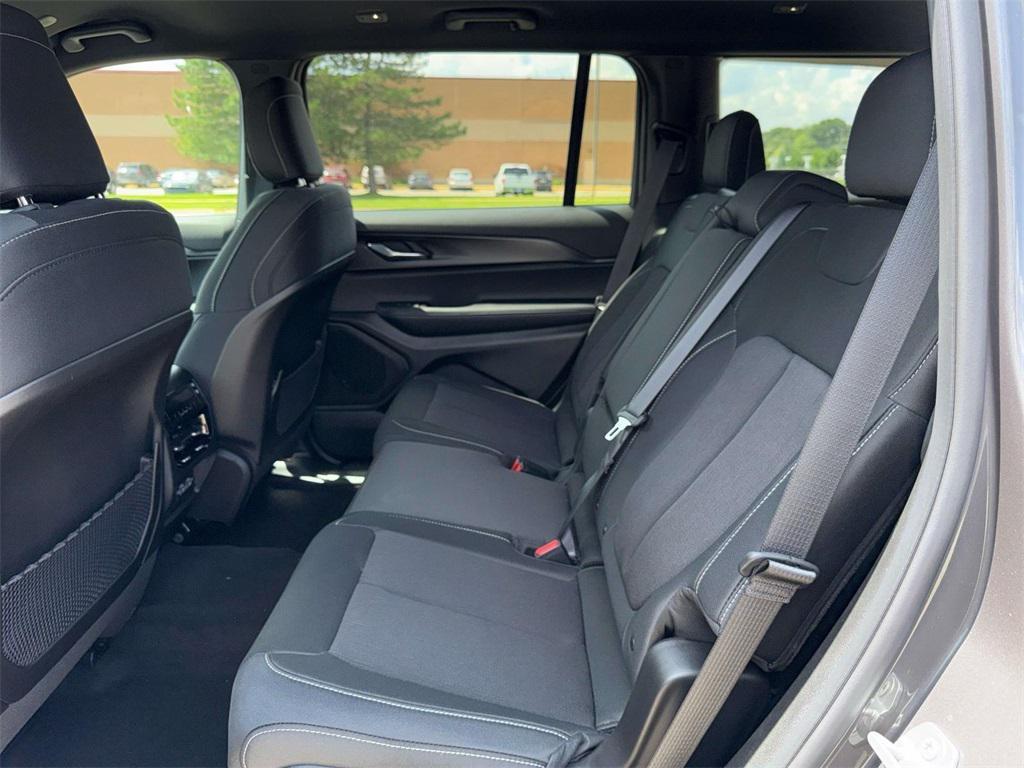 new 2025 Jeep Grand Cherokee L car, priced at $44,030