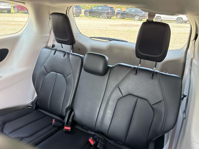 used 2023 Chrysler Pacifica Hybrid car, priced at $25,000