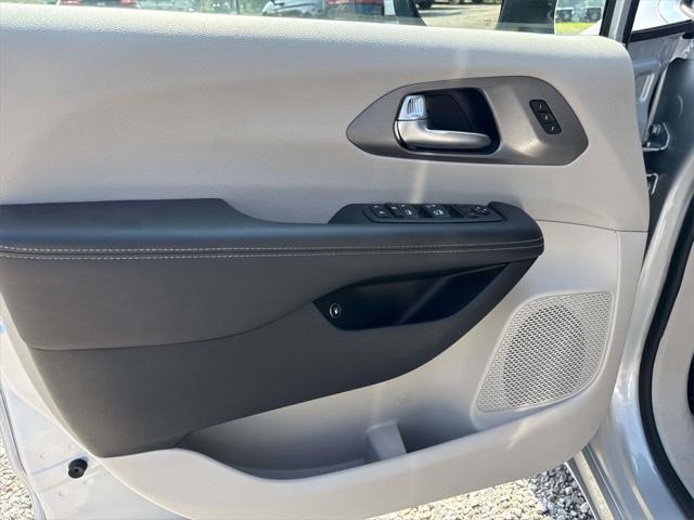used 2023 Chrysler Pacifica Hybrid car, priced at $25,000