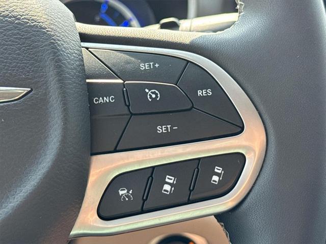 used 2023 Chrysler Pacifica Hybrid car, priced at $25,000