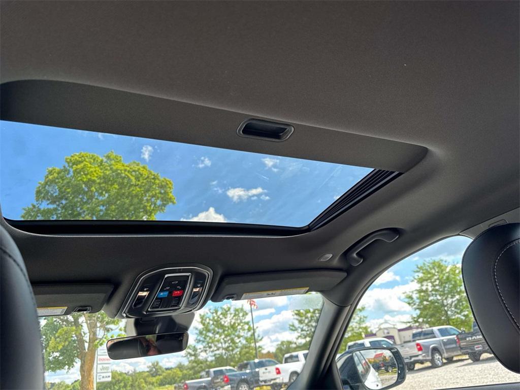 new 2025 Jeep Grand Cherokee L car, priced at $46,350