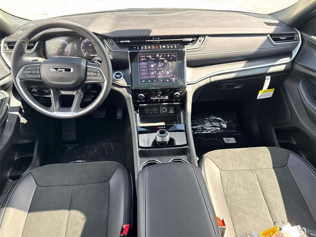 new 2025 Jeep Grand Cherokee L car, priced at $46,350