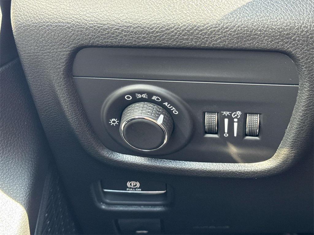 new 2025 Jeep Grand Cherokee L car, priced at $46,350
