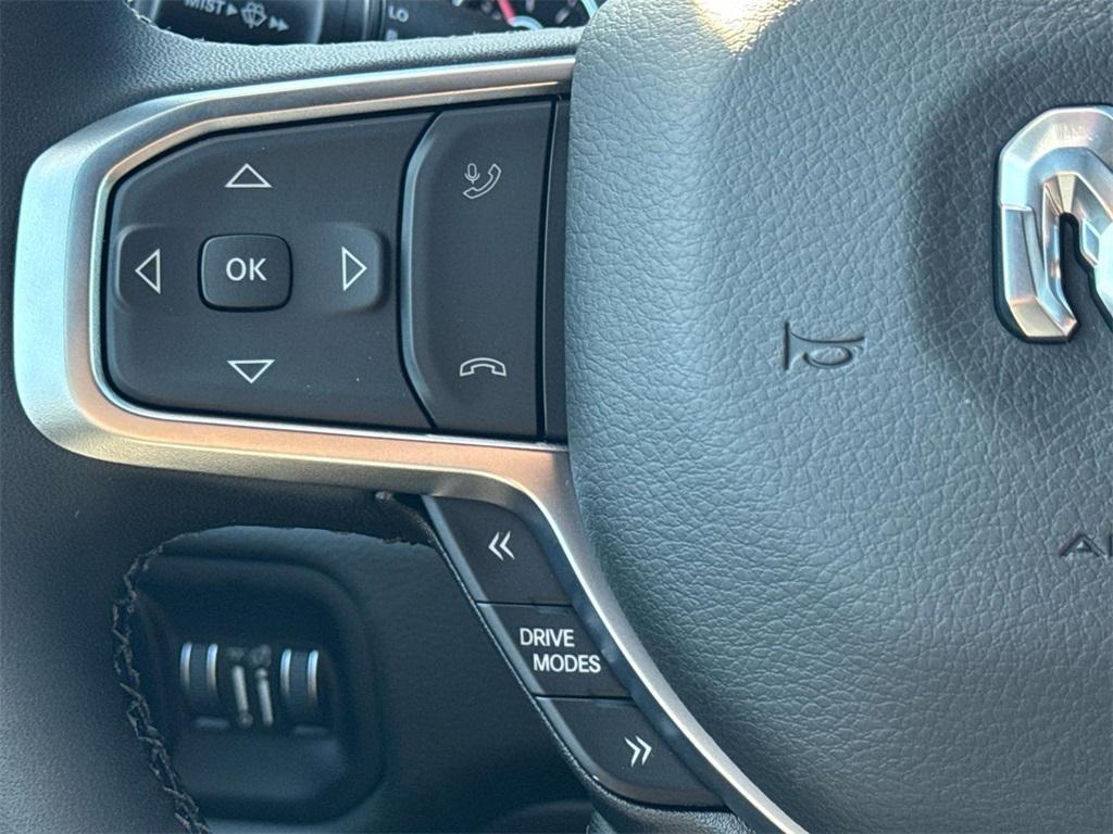 new 2025 Ram 1500 car, priced at $53,460
