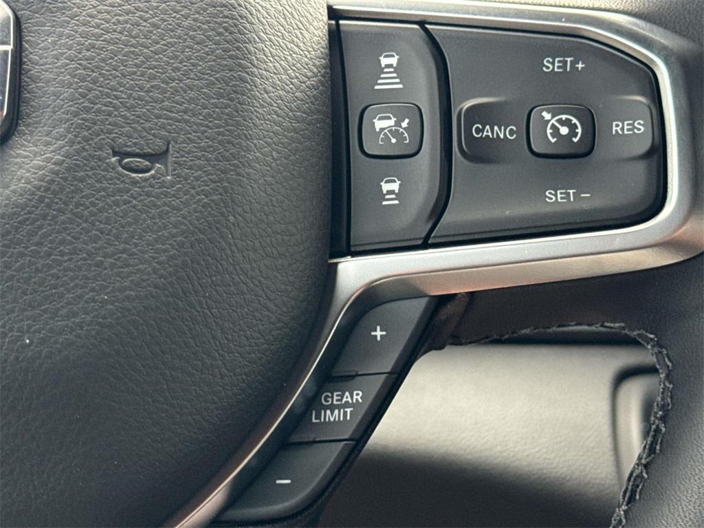 new 2025 Ram 1500 car, priced at $54,285