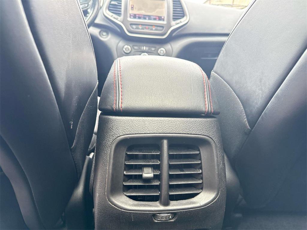 used 2019 Jeep Cherokee car, priced at $13,500