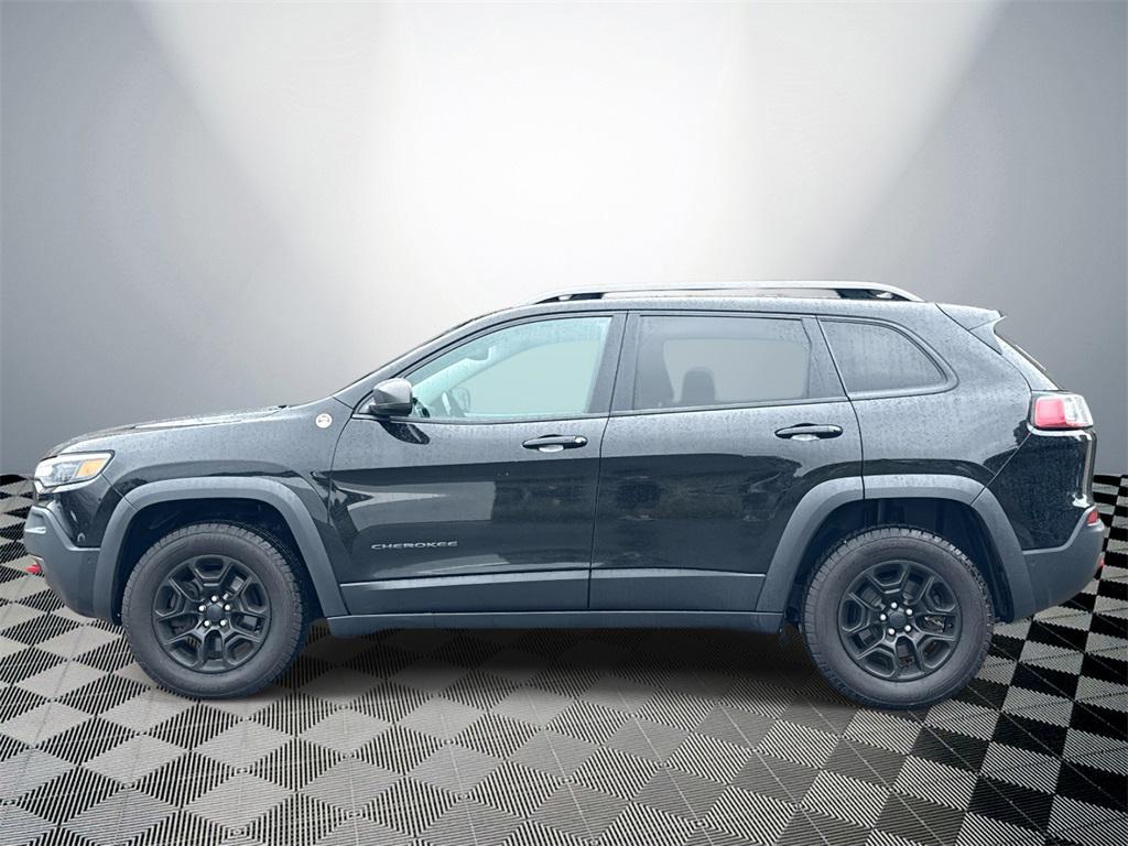 used 2019 Jeep Cherokee car, priced at $13,500