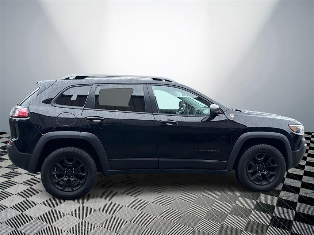 used 2019 Jeep Cherokee car, priced at $13,500