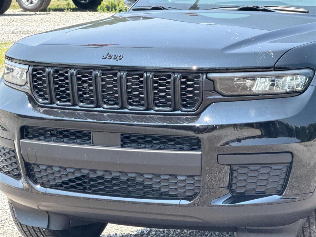 new 2025 Jeep Grand Cherokee L car, priced at $46,859