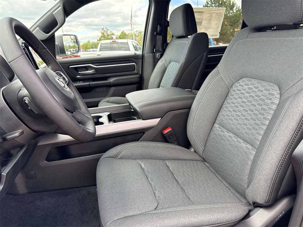 new 2025 Ram 1500 car, priced at $54,554
