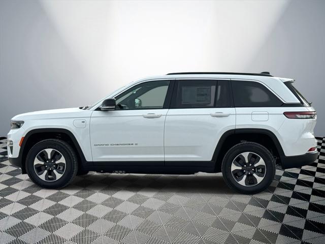 new 2025 Jeep Grand Cherokee 4xe car, priced at $58,924