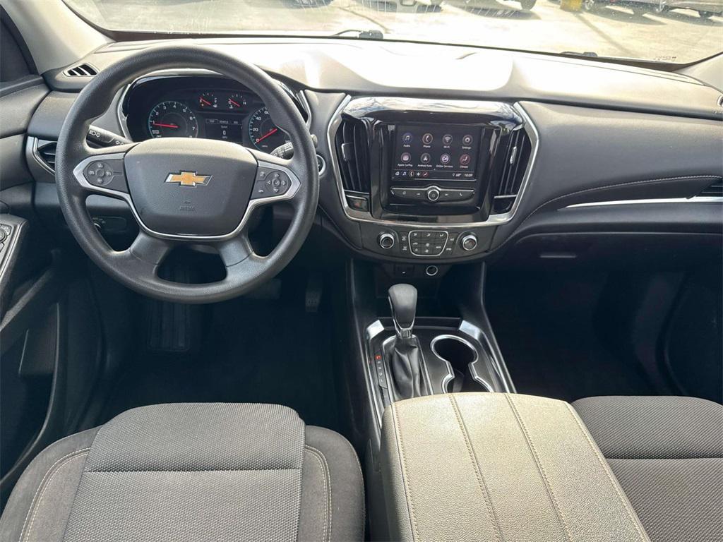 used 2021 Chevrolet Traverse car, priced at $17,995