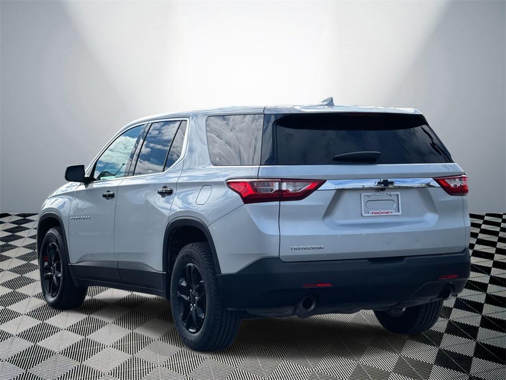used 2021 Chevrolet Traverse car, priced at $17,995