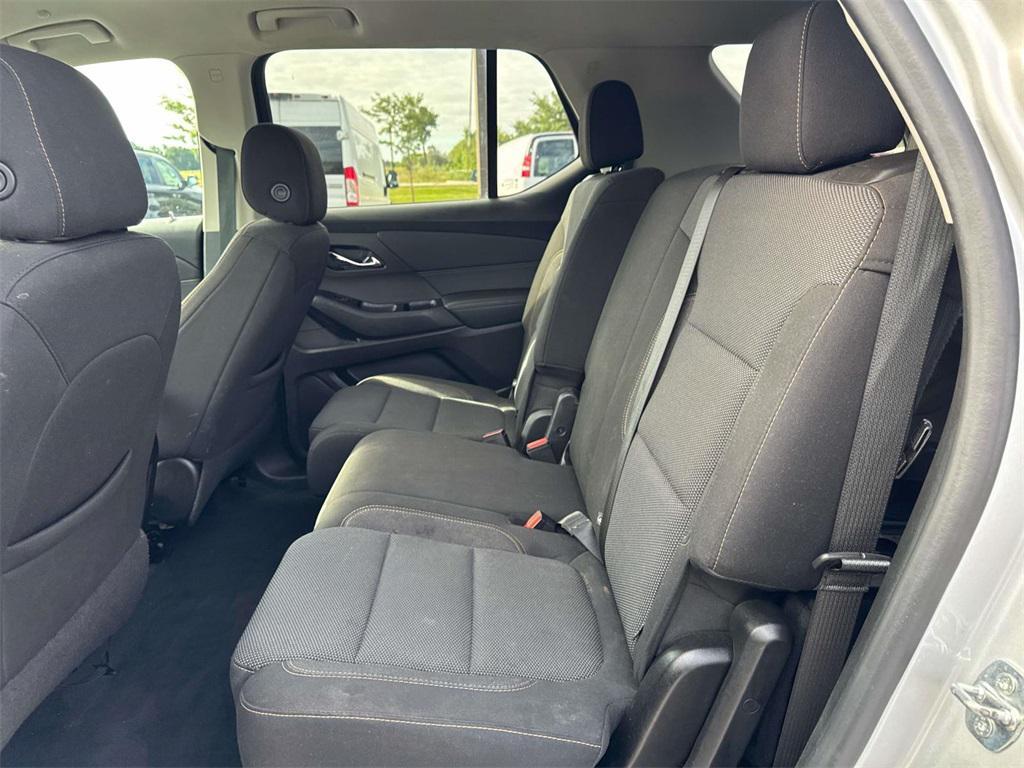used 2021 Chevrolet Traverse car, priced at $17,995