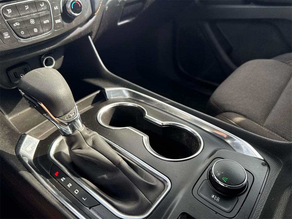 used 2021 Chevrolet Traverse car, priced at $17,995