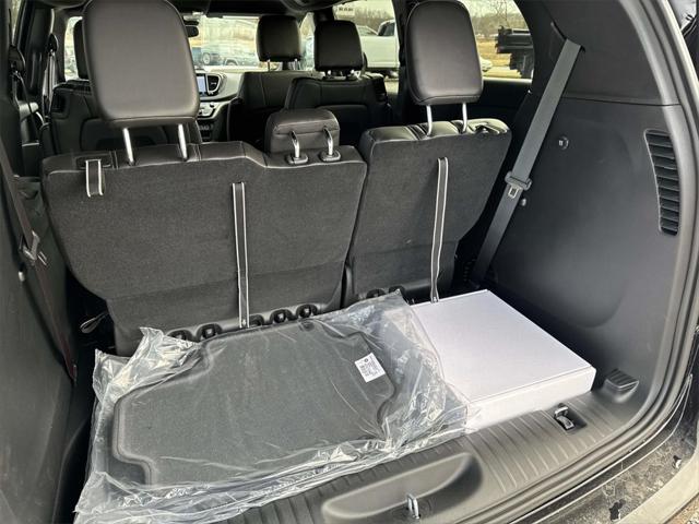 new 2025 Chrysler Voyager car, priced at $40,457