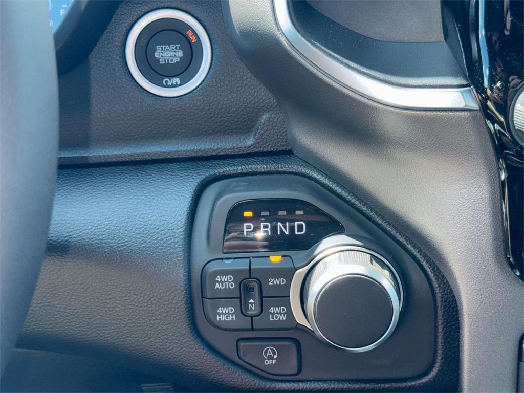 new 2025 Ram 1500 car, priced at $53,912