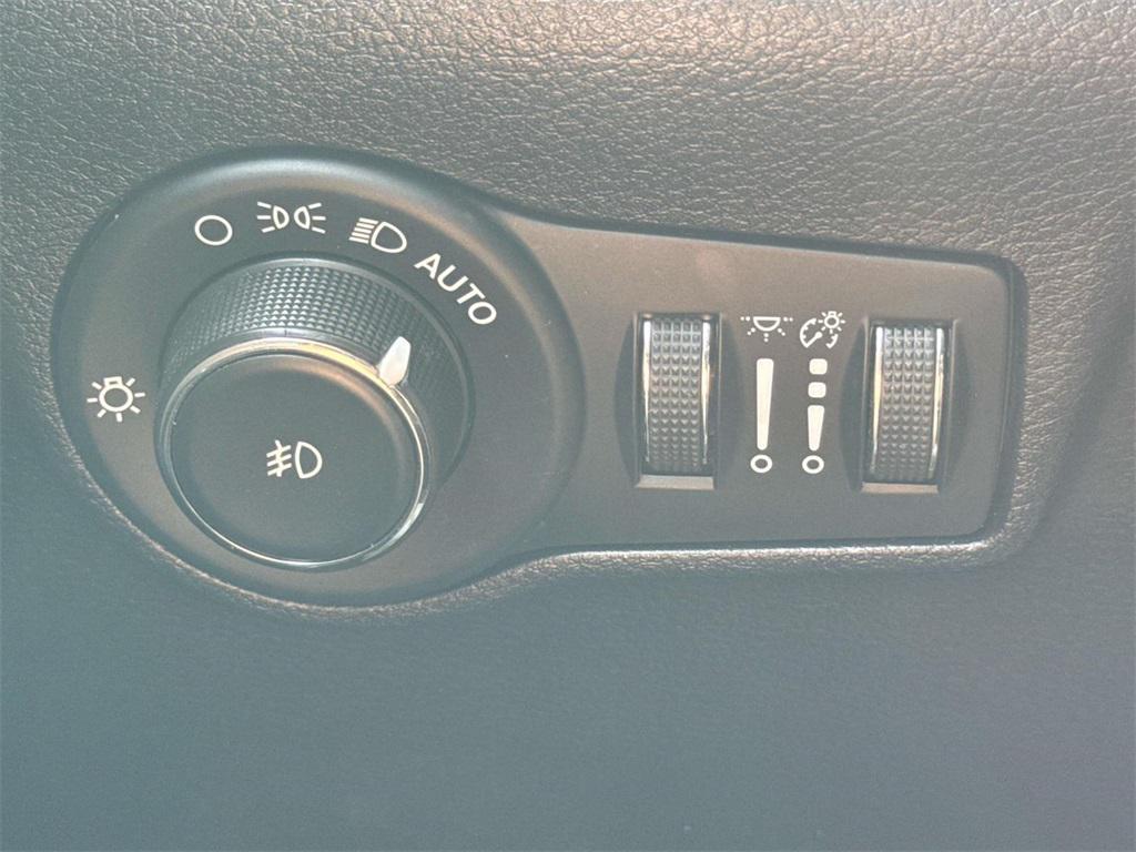 used 2022 Jeep Compass car, priced at $16,200