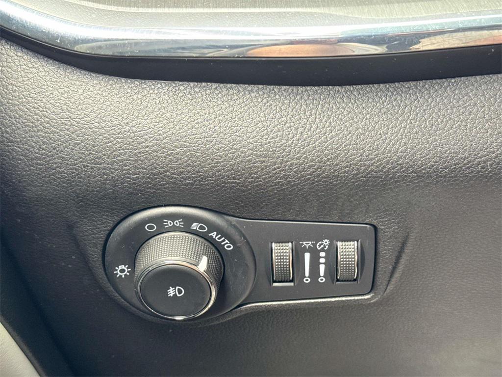 used 2022 Jeep Compass car, priced at $21,500