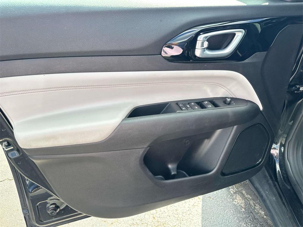 used 2022 Jeep Compass car, priced at $21,500