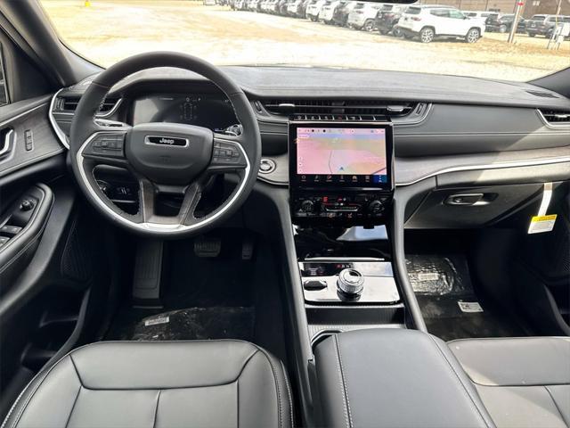 new 2025 Jeep Grand Cherokee L car, priced at $47,318