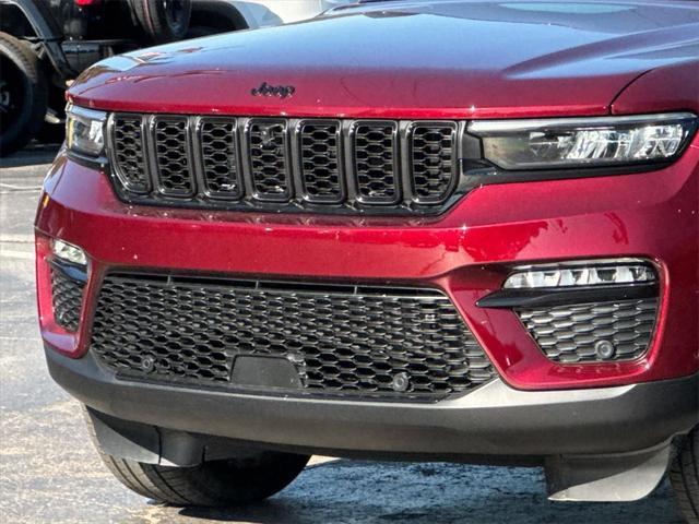 new 2025 Jeep Grand Cherokee car, priced at $52,438
